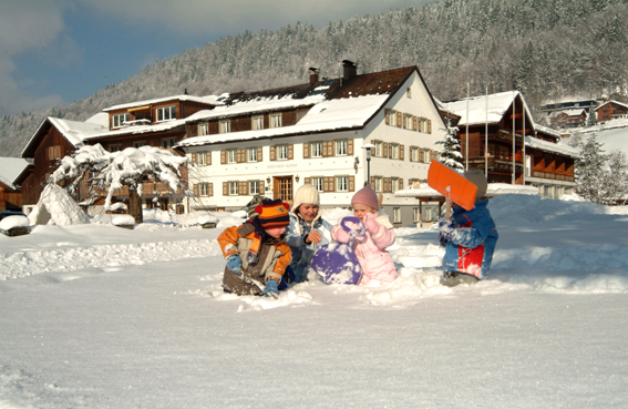 "die Sonnigen" Hotel, Appartement und Familienspaß