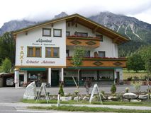 Alpenland Appartements & B&B