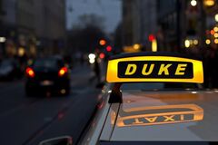 Flughafen Taxi Wien Fixpreis von ganz Wien 24 Euro Ihr zuverlässiger Flughafentransfer bzw. Taxi nach Flughafen Wien-Schwechat