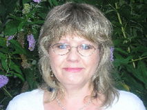 Therapeutic Touch, Prana Vita, Massage, asiat. Honig-Massage, Fußreflexzonenbehandlung, Isono-Mentraining, TCM-Schröpfmassage .