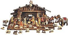 Holzgeschnitzte Krippen und Krippenfiguren von Peter Staffler Grödner Holzschnitzer