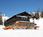 Sommerurlaub, Winterurlaub, Shifahren, Skitouren, Bergbahn, Hotel, Restaurant Zimmer, buchen, silvester, weihnachten.