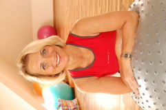 Trainingscenter for health mind and body Pilates-Studio, Beckenbodent5raining, Ganzkörpertraining, Verbesserung der Dehnfähigkei