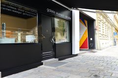 galerie wuensch aircube neu 2012
door - hideo iwasaki, japan, metamorphorest
wallpainting - rogelio hartmann, cuba, superunive