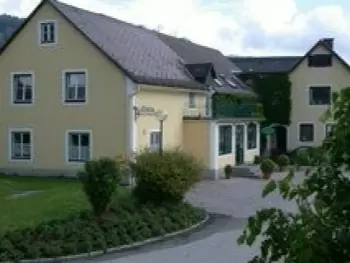 Landhaus Kügler-Eppich *** Komfort -Zimmer
Köllach,Proleb,Leoben,Bruck/ Mur,Niklasdorf,Urlaub,Golf,Wandern,Radfahren,Ausstellun