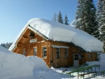 Sporta-Hütte Selbstversorgerhütte für 30 Personen