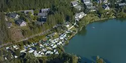 Eine Luftansicht von unserem Gasthof und Campingplatz