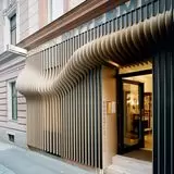 fasade mit “drei dimensionaler architektur" (hair) wave