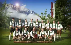 Schuhplattlergruppe aus Tirol, De Woichseea